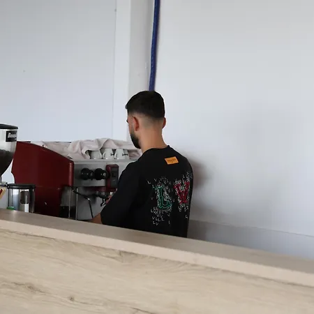 Backpacker Hostel Krujë