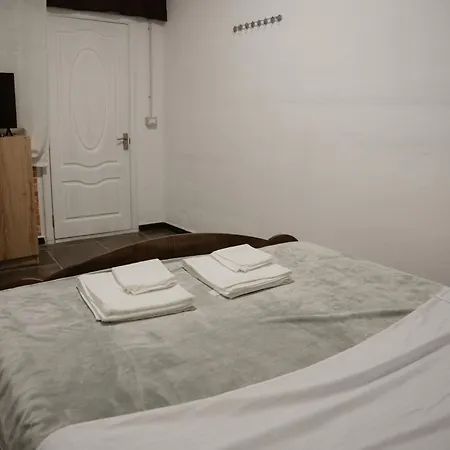 Backpacker * Krujë