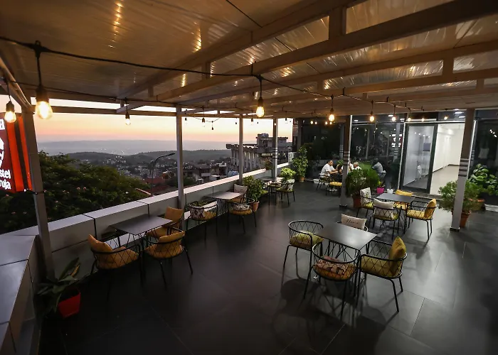 Backpacker Хостел *